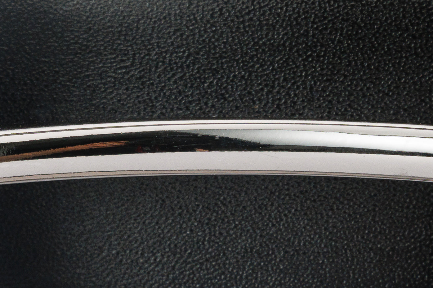 The Neiva Black/White Leather Belt