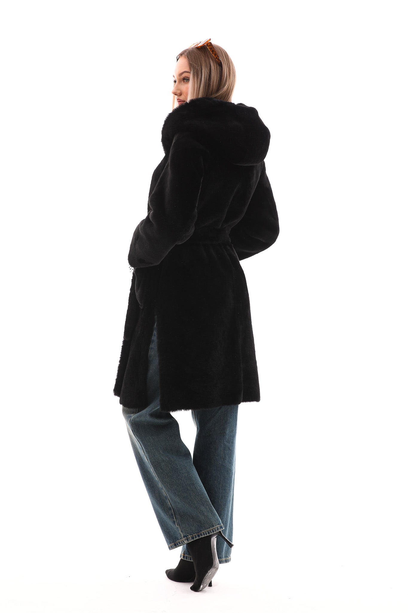 The VESARA Reversible Shearling Women Leather Coat – Jet Black