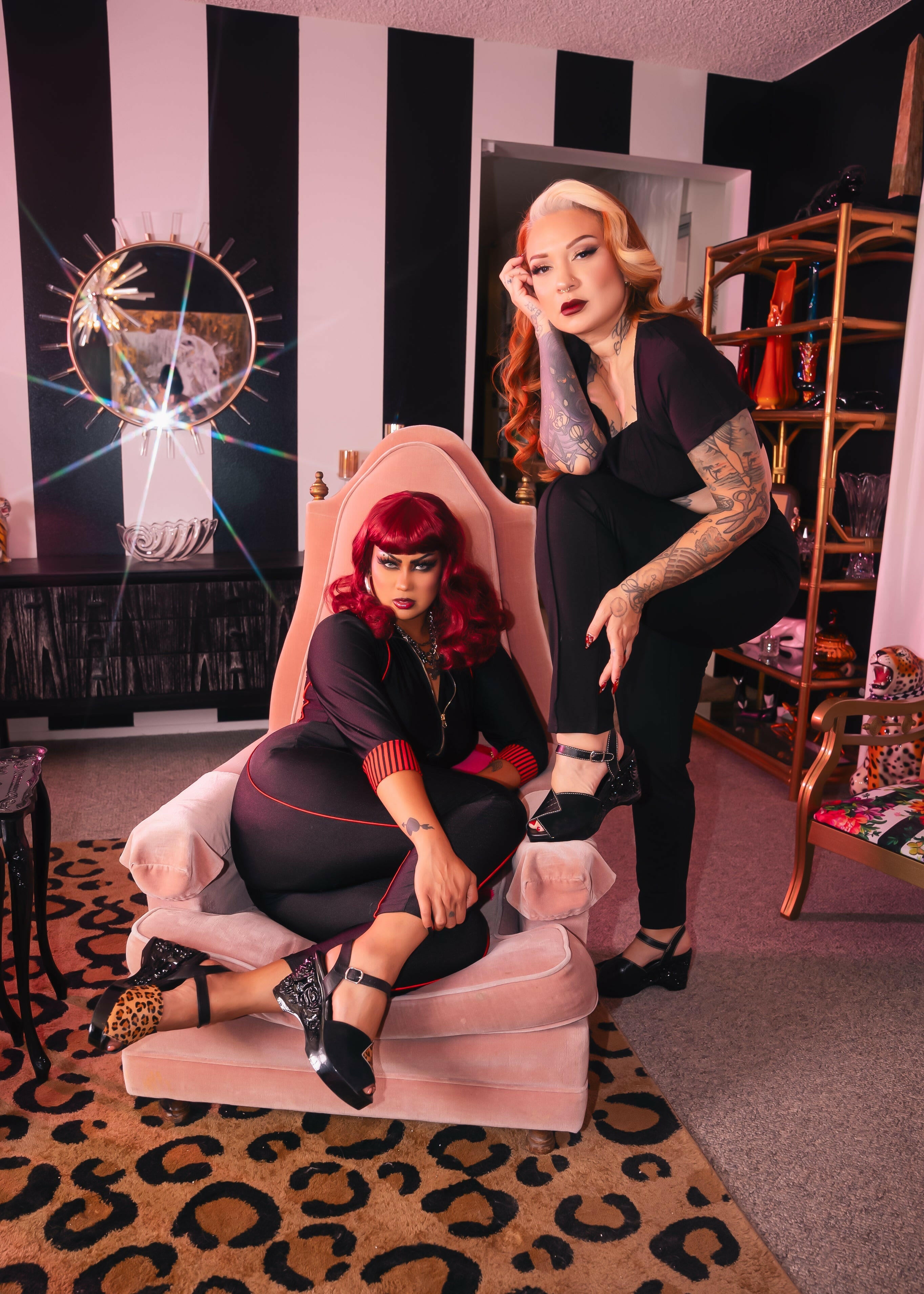 Lucky Lou Shoes Women's the Momento Mori - in Black Snake on Black