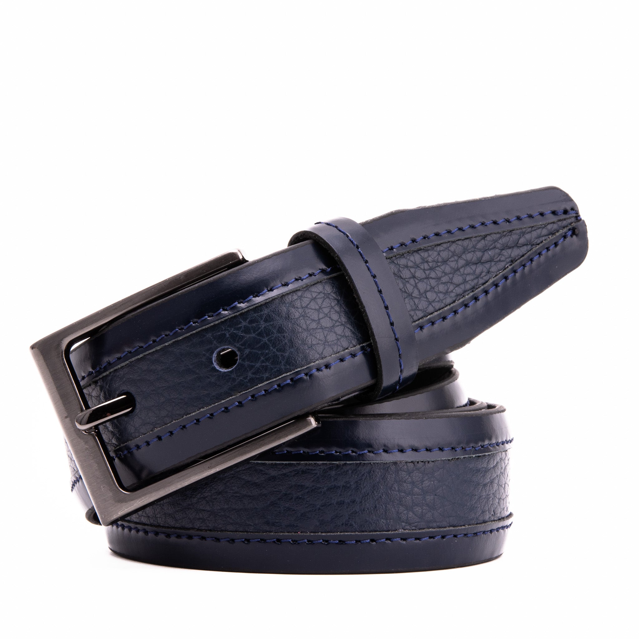 The Everest & Rockwell Navy Blue Leather Belt