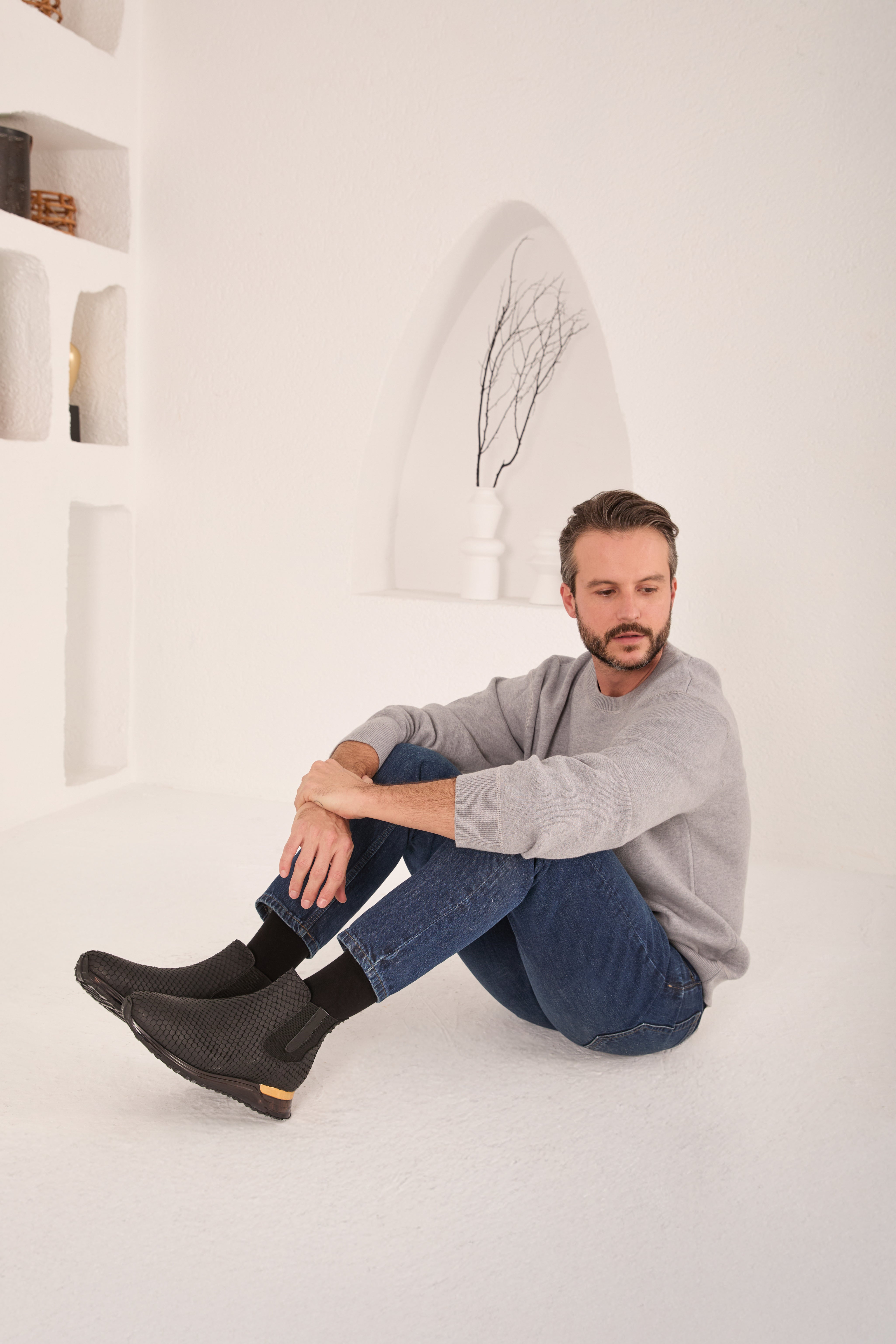 The Panther Black Leather Men Chelsea Boot