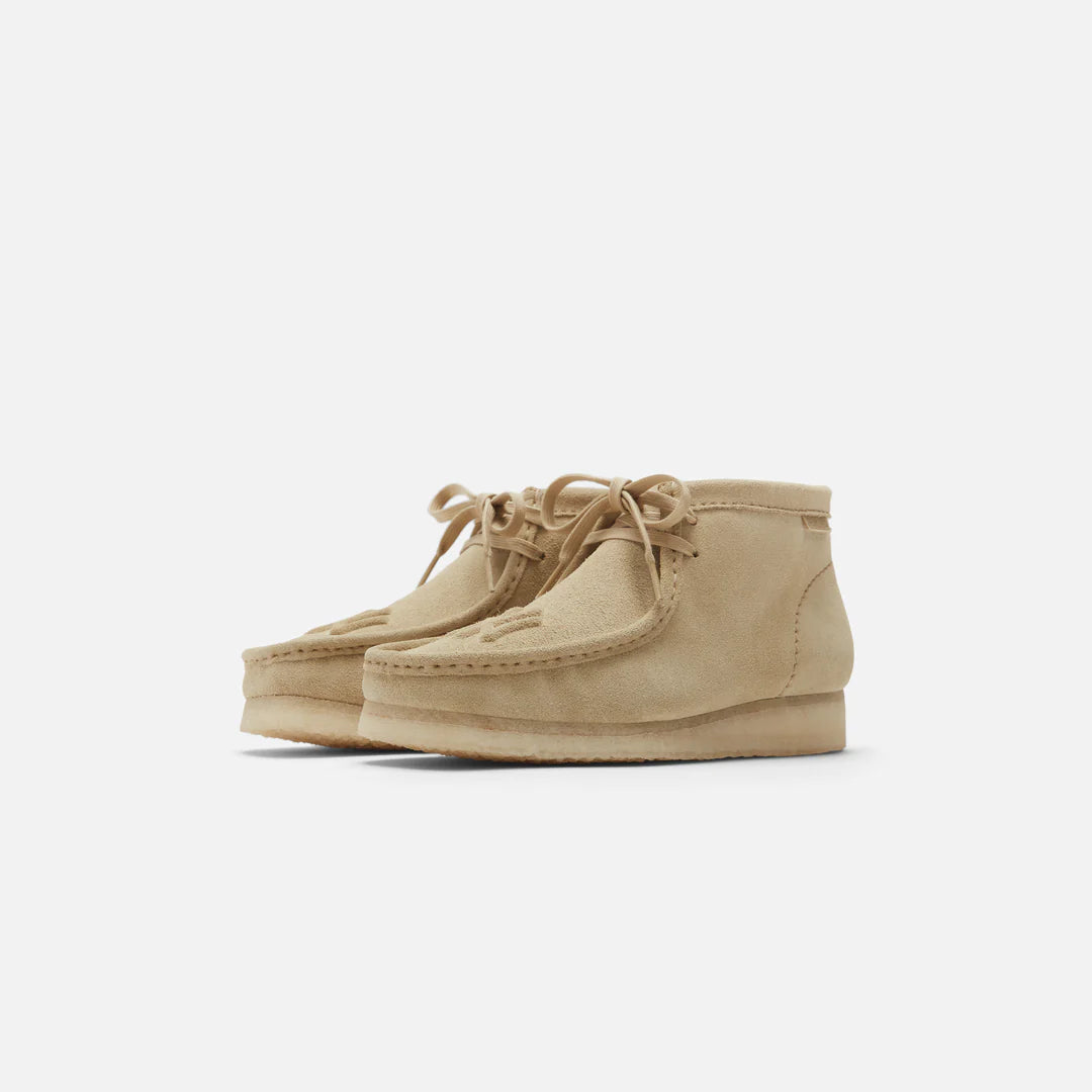 Clarks Originals x Kith x New York Yankees Wallabee Boots Men's Maple Suede 26166616 - stylish and comfortable footwear for men in a rich maple suede color