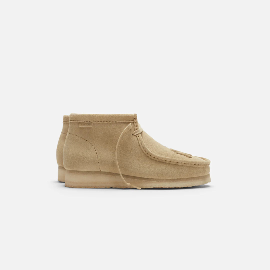 Clarks Originals x Kith x New York Yankees Wallabee Boots Men's Maple Suede 26166616 - high-quality limited edition boots featuring the iconic New York Yankees logo and crafted from luxurious maple suede