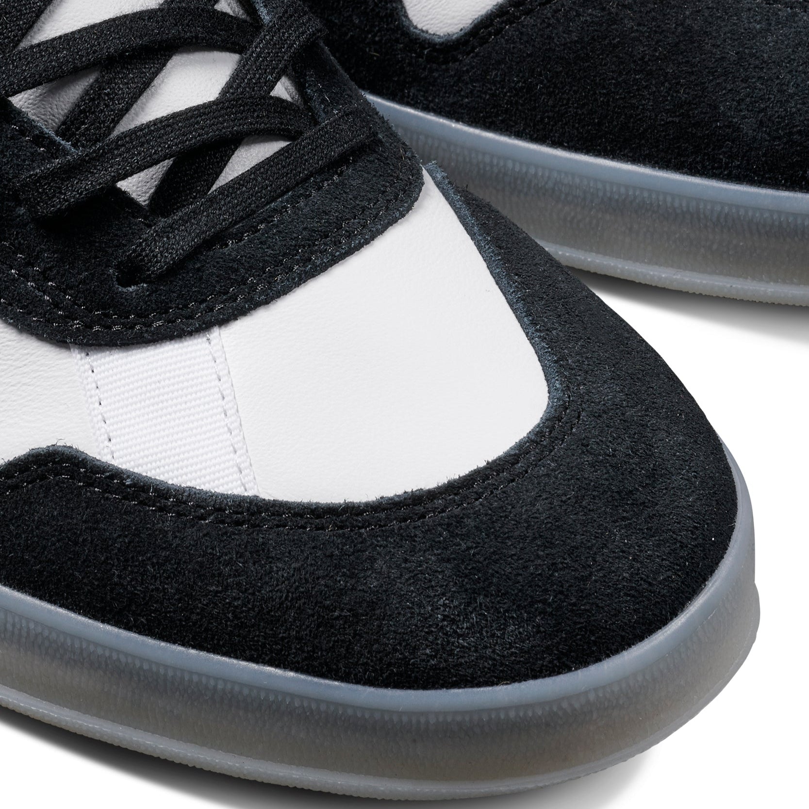 Adidas Skateboarding Aloha Super x Gustav Tønnesen - Core Black/White/Chalk White