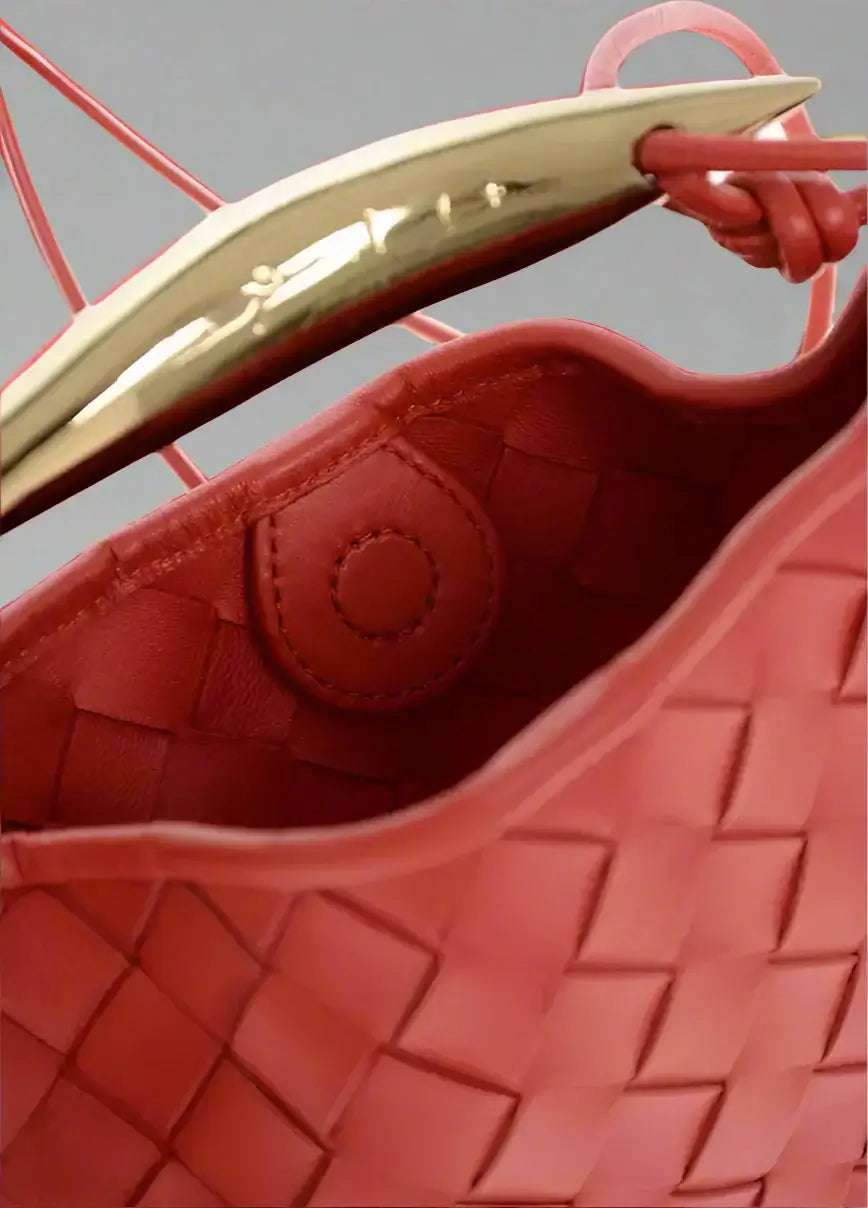Bottega Veneta Muse Red Leather Bag With Brass Handle