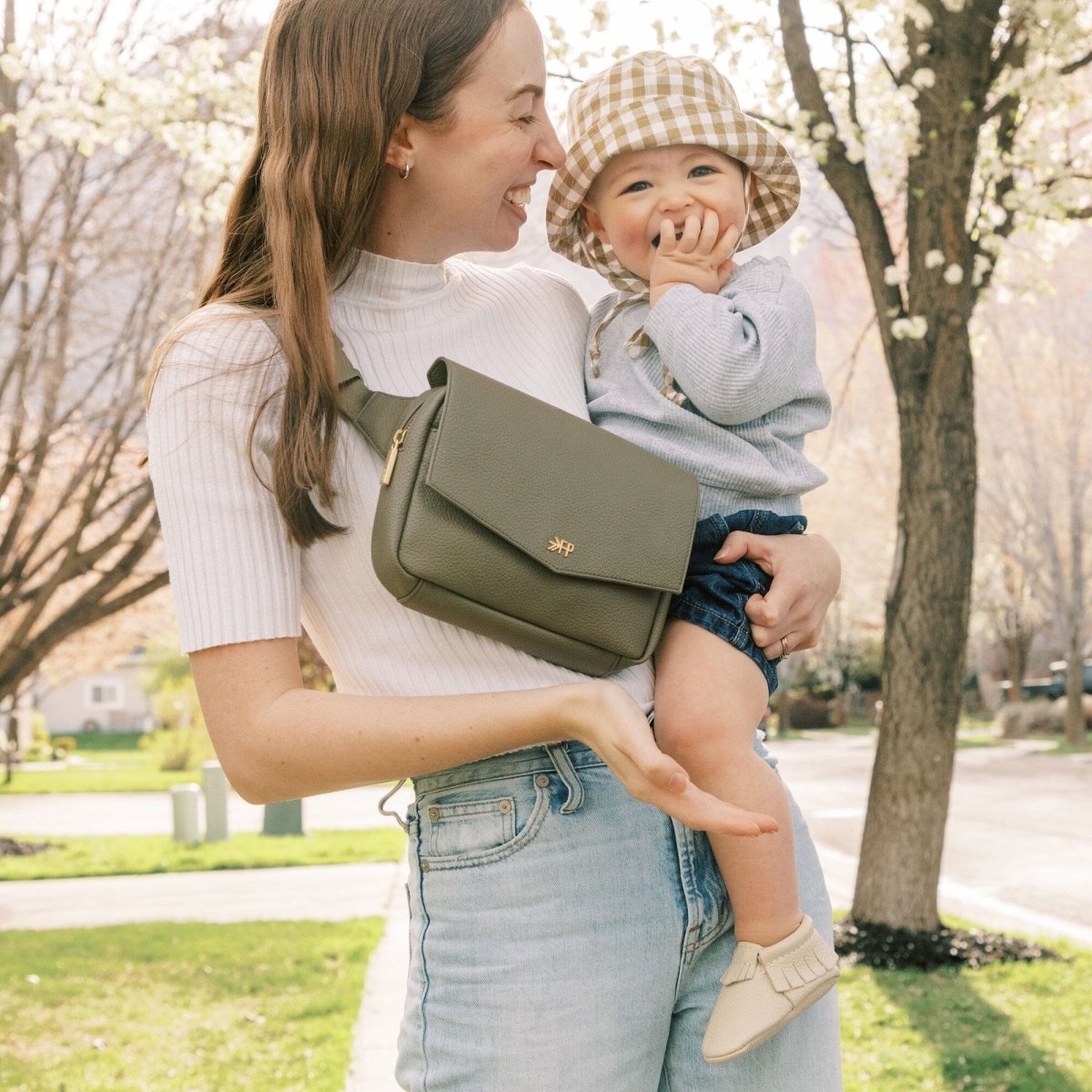 Birch Moccasin Baby Shoe Moccasin by Freshly Picked – Don't Panic Shoes