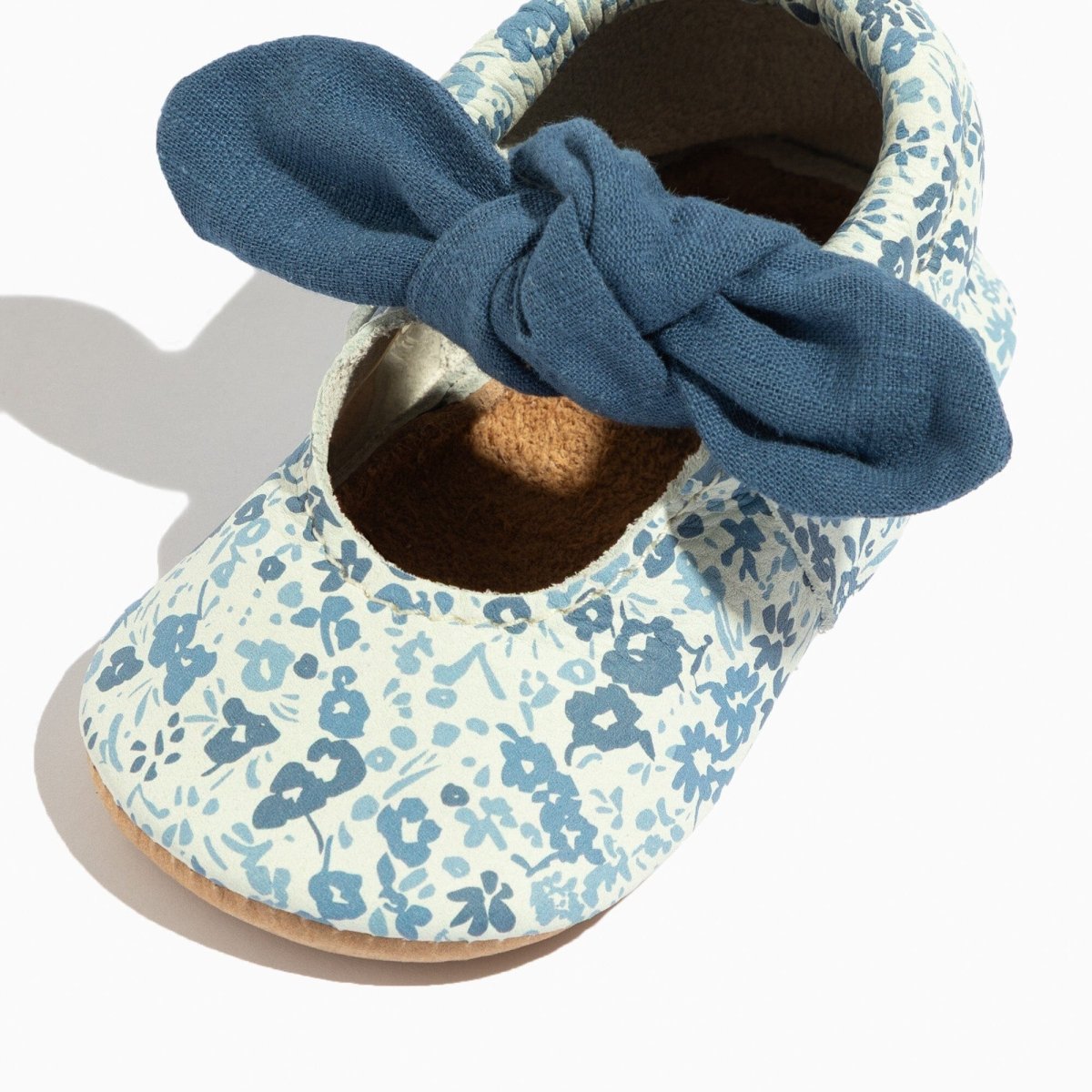 Blue Blooms Knotted Bow Baby Shoe Knotted Bow Mocc by Freshly Picked – Don't Panic Shoes