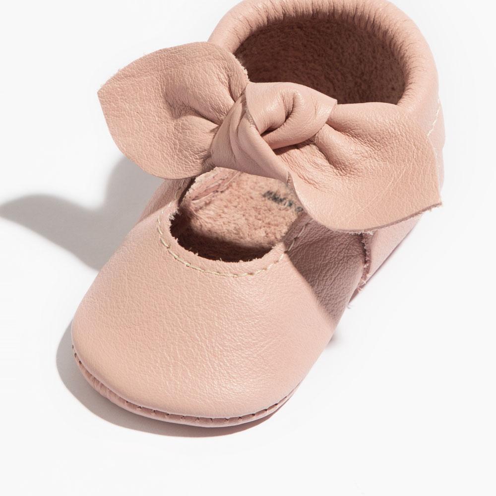 Blush Knotted Bow Baby Shoe Knotted Bow Mocc by Freshly Picked – Don't Panic Shoes