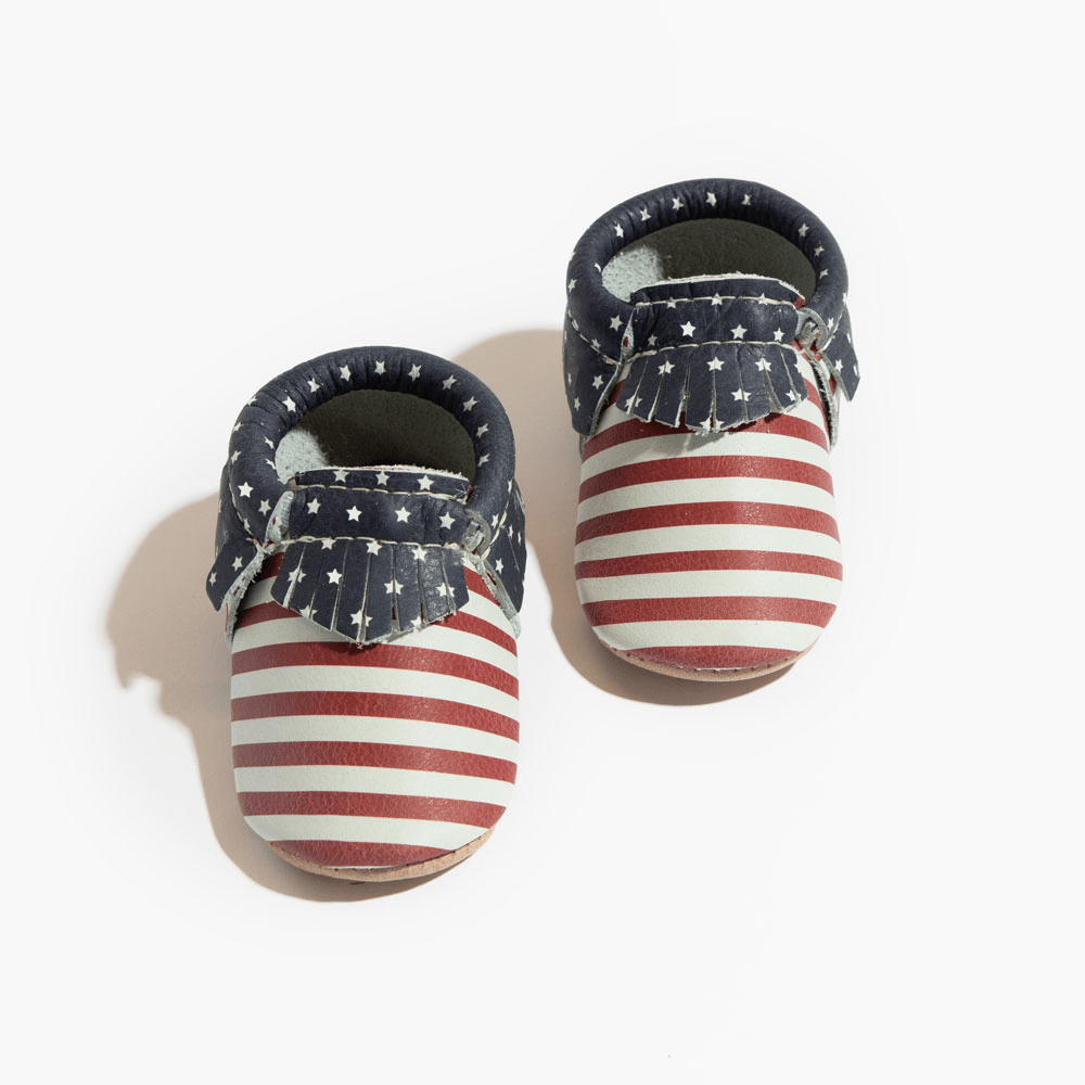 Born In The Usa Moccasin Baby Shoe Moccasin by Freshly Picked – Don't Panic Shoes