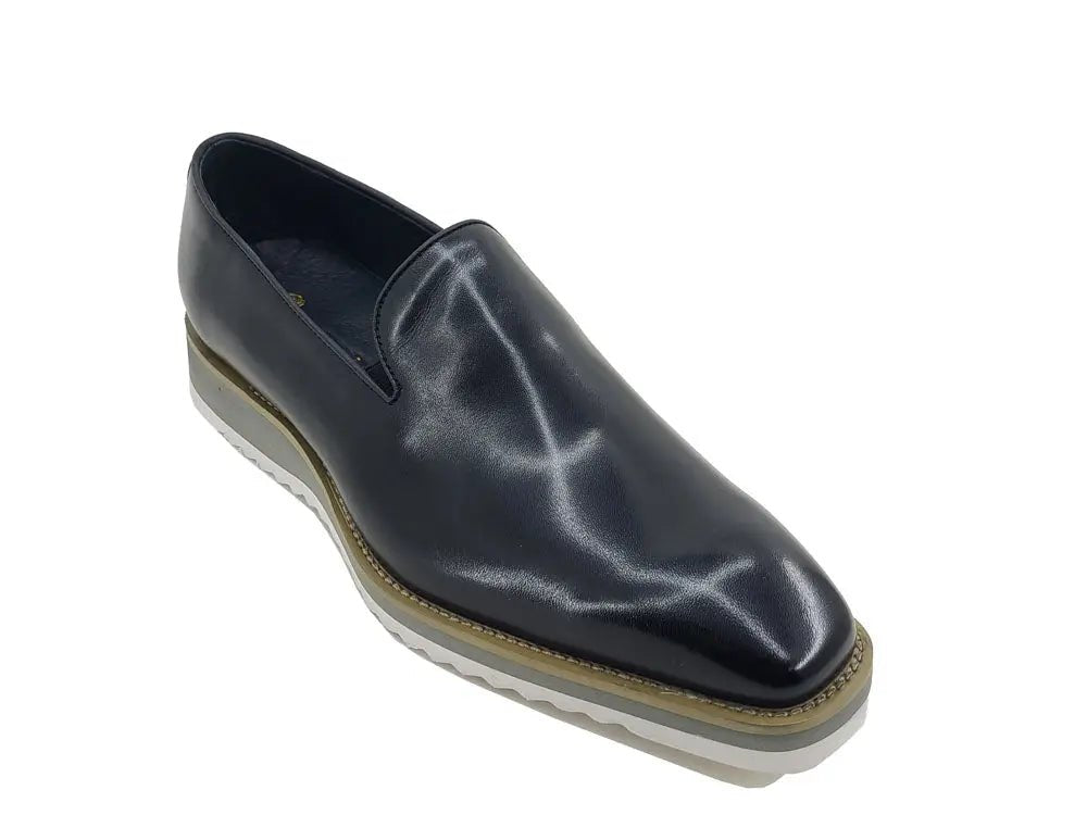 Carrucci Burnished Wholecut Loafer Leather Ks515 - 03 Shoes by Carrucci Shoes – Don't Panic Shoes