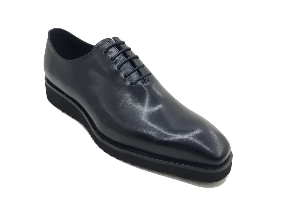 Carrucci Signature Wholecut Oxford With Lightweight Sole Ks518 - 01 Shoes by Carrucci Shoes – Don't Panic Shoes
