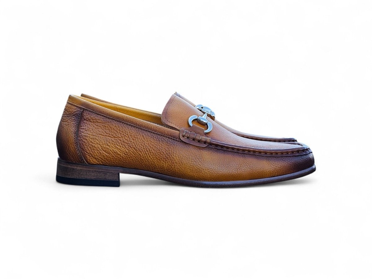Carrucci Victor Horsebit Loafer Pebble Grain Leather Kl201 - 01 Shoes by Carrucci Shoes – Don't Panic Shoes