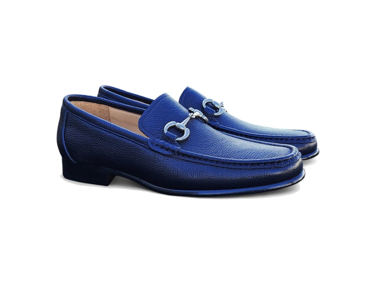 Carrucci Victor Horsebit Loafer Pebble Grain Leather Kl201 - 01 Shoes by Carrucci Shoes – Don't Panic Shoes
