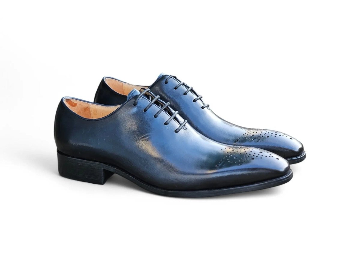 Carrucci Wholecut Calf Oxford Men's Leather Ks503 - 36 Shoes by Carrucci Shoes – Don't Panic Shoes