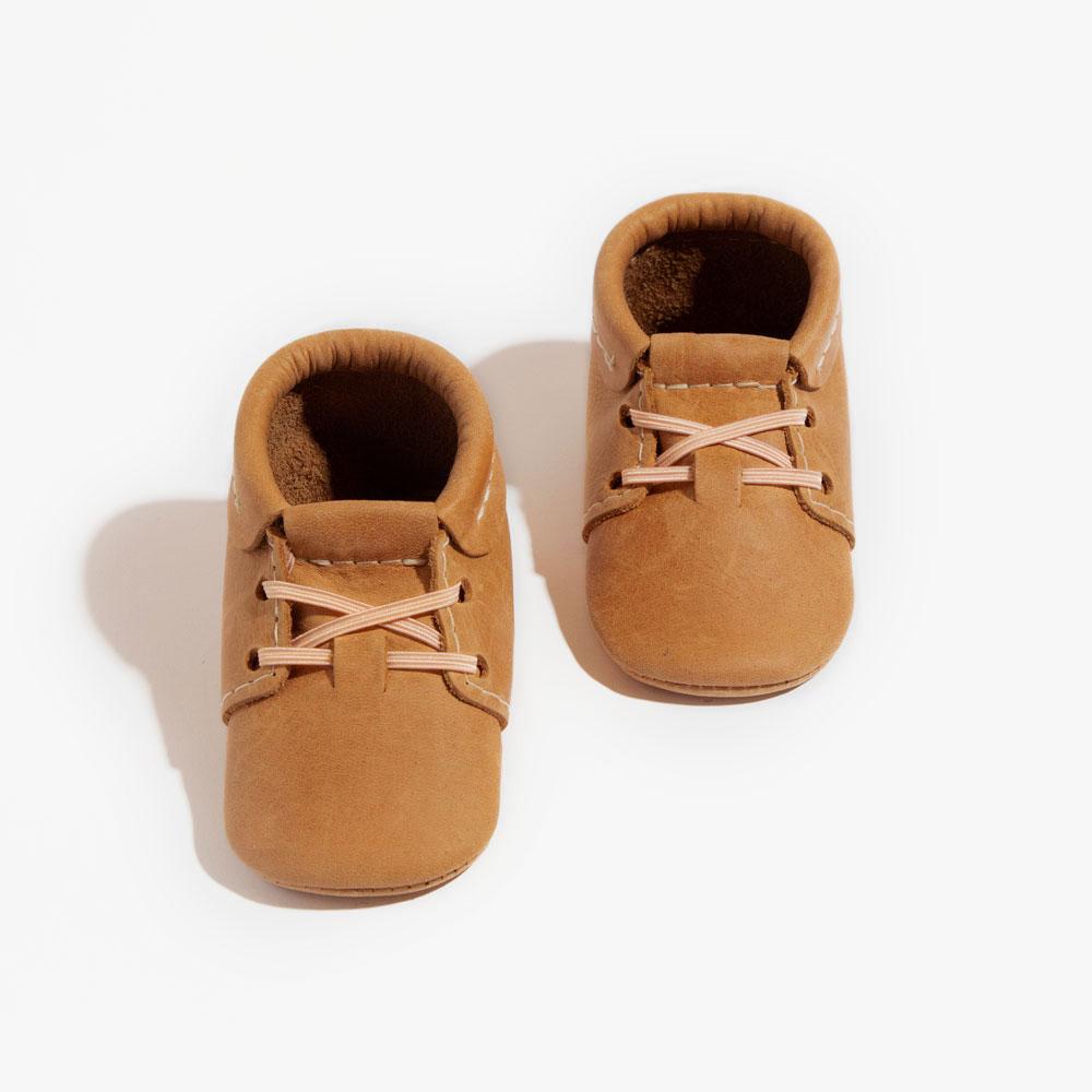 Cedar Oxford Baby Shoe Oxford by Freshly Picked – Don't Panic Shoes