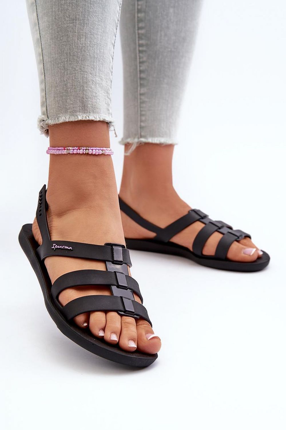 Arvia Buckled Poolside Sandals