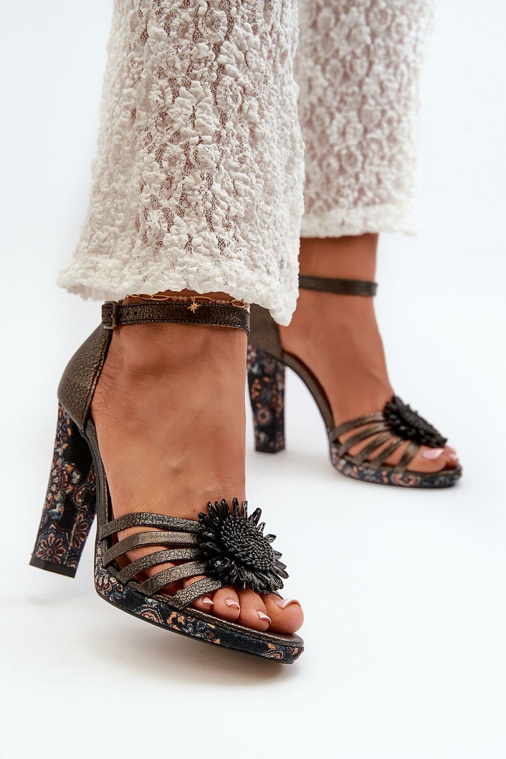 Lysoria Sculpted Leather Sandals