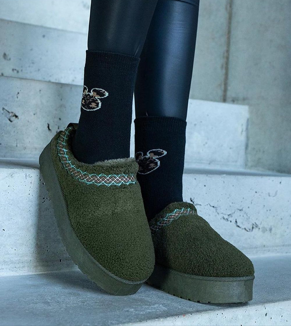 Tavelya Embroidered Winter Snow Boots