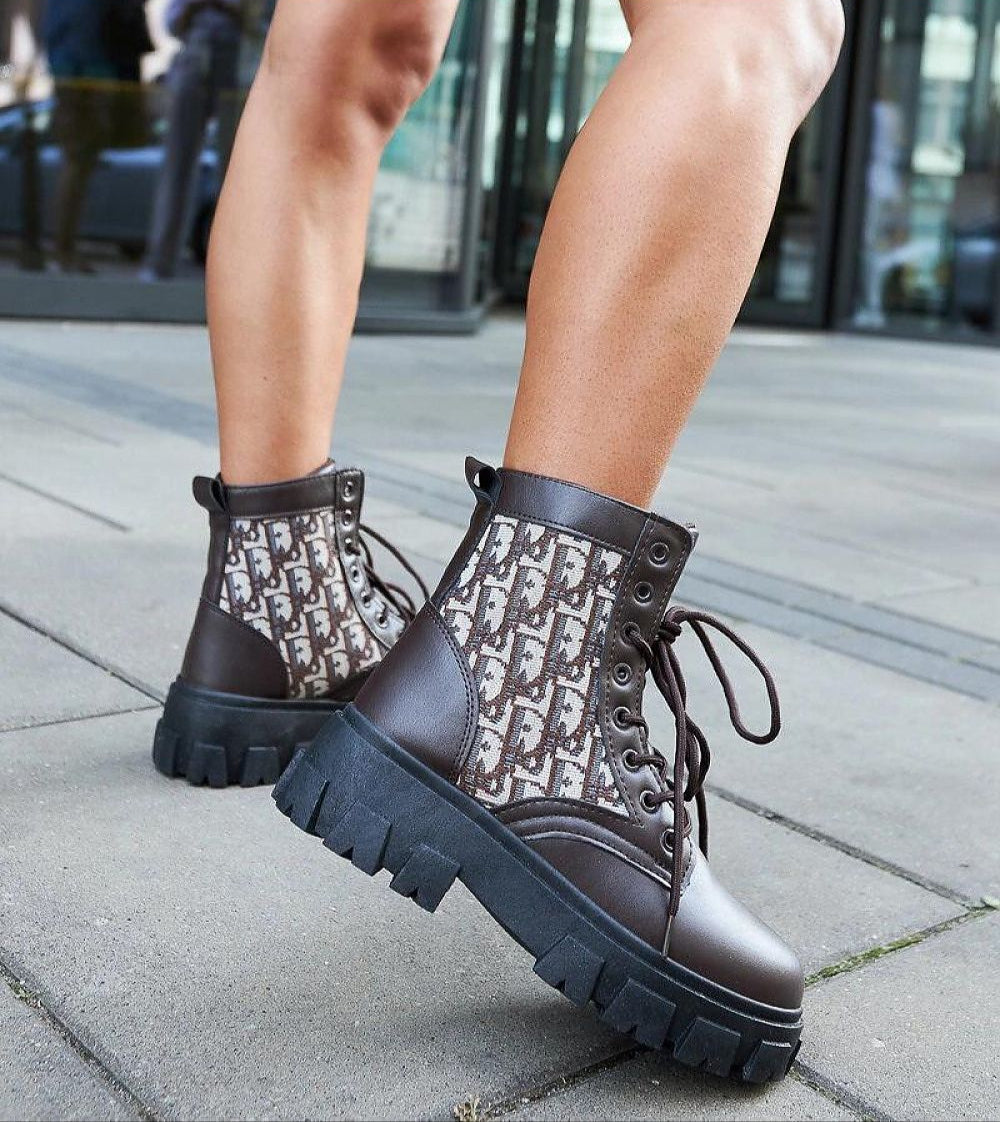 Ardenno Platform Lace-Up Boots