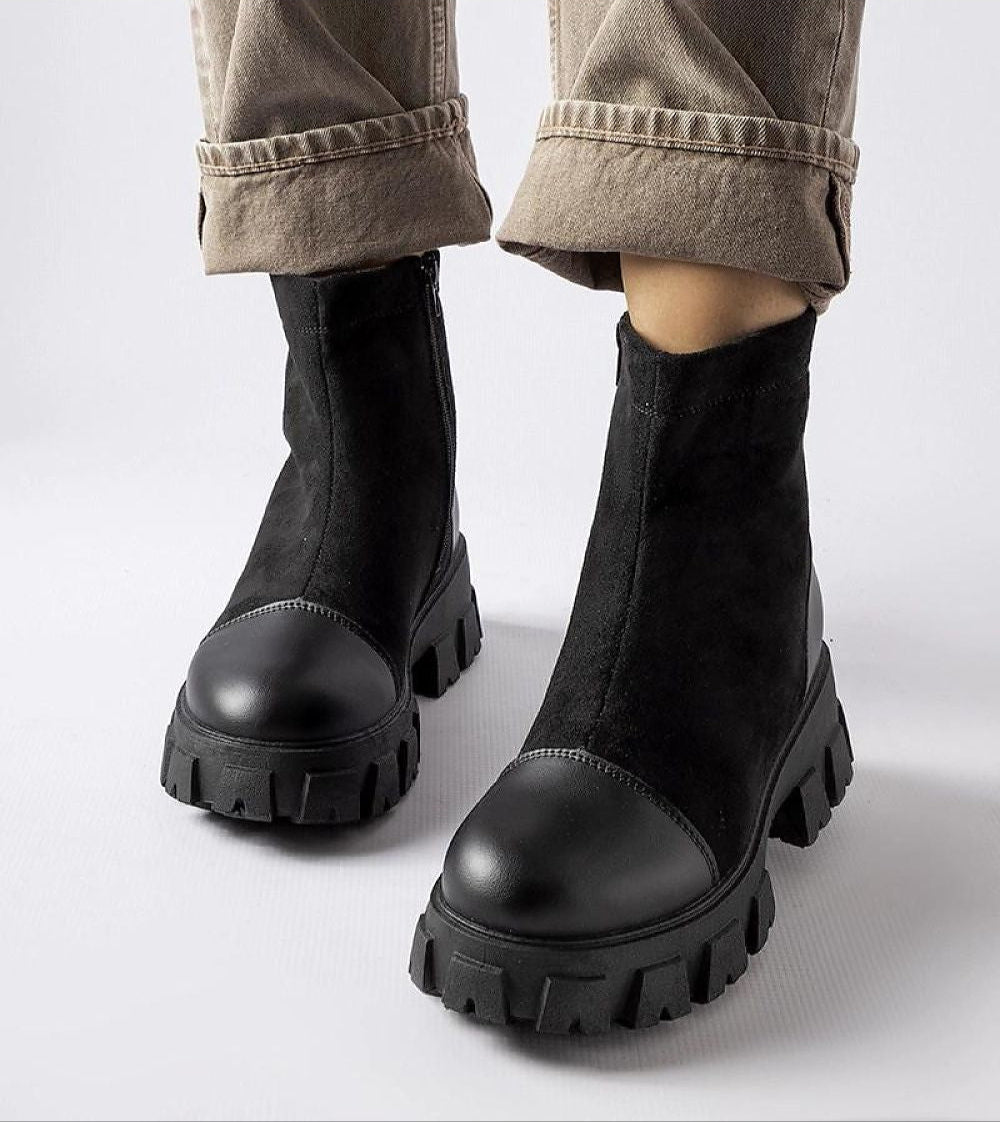 Trevaya Platform Baggers Rounded Toe Suede Deep Black