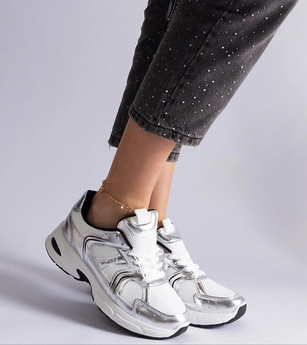 Melvyna White Motion Sneakers