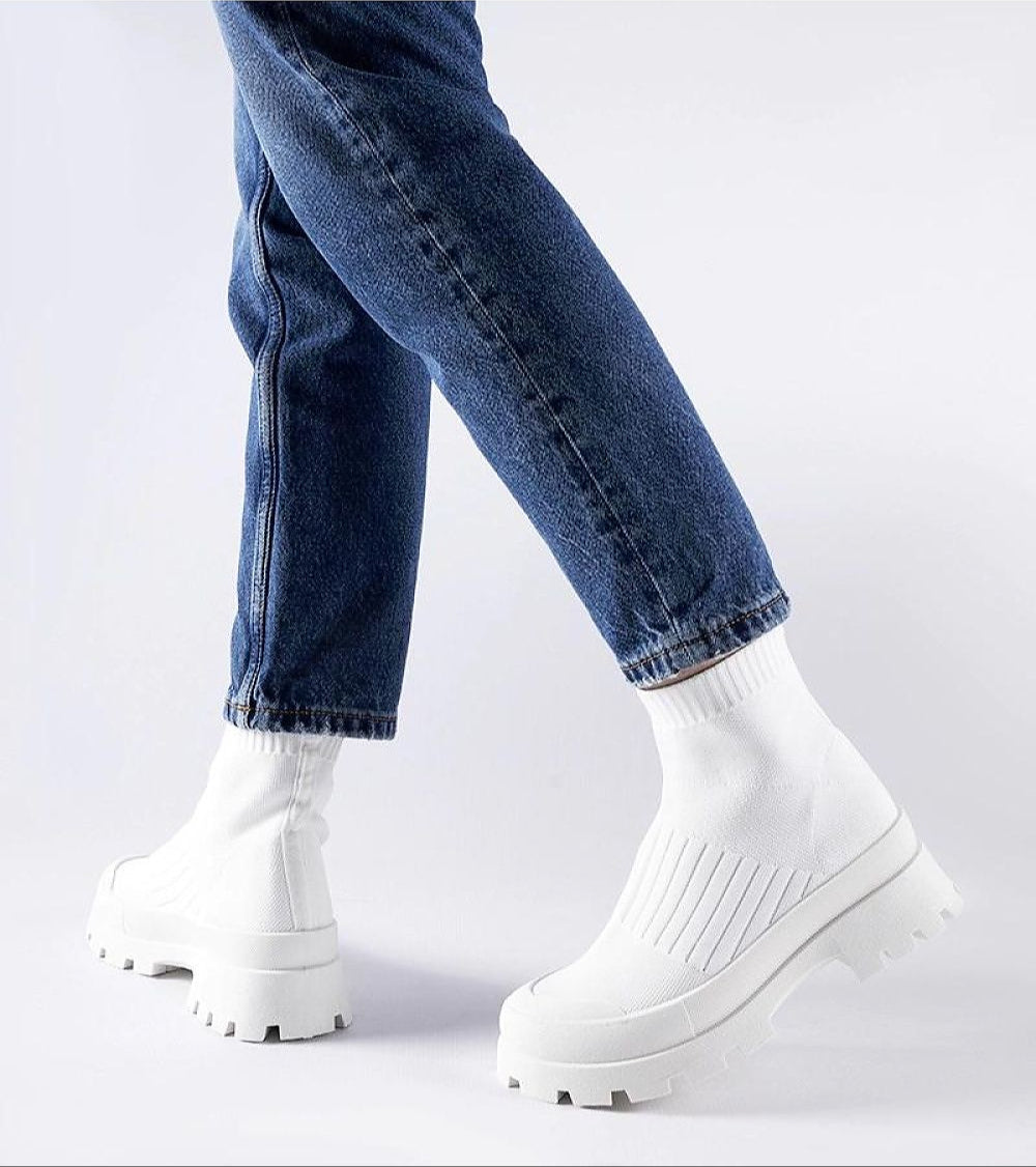 Velvone Slip-On Platform Sneakers
