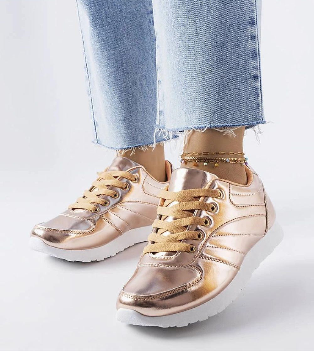 Quirayne Golden Low-Top Sneakers