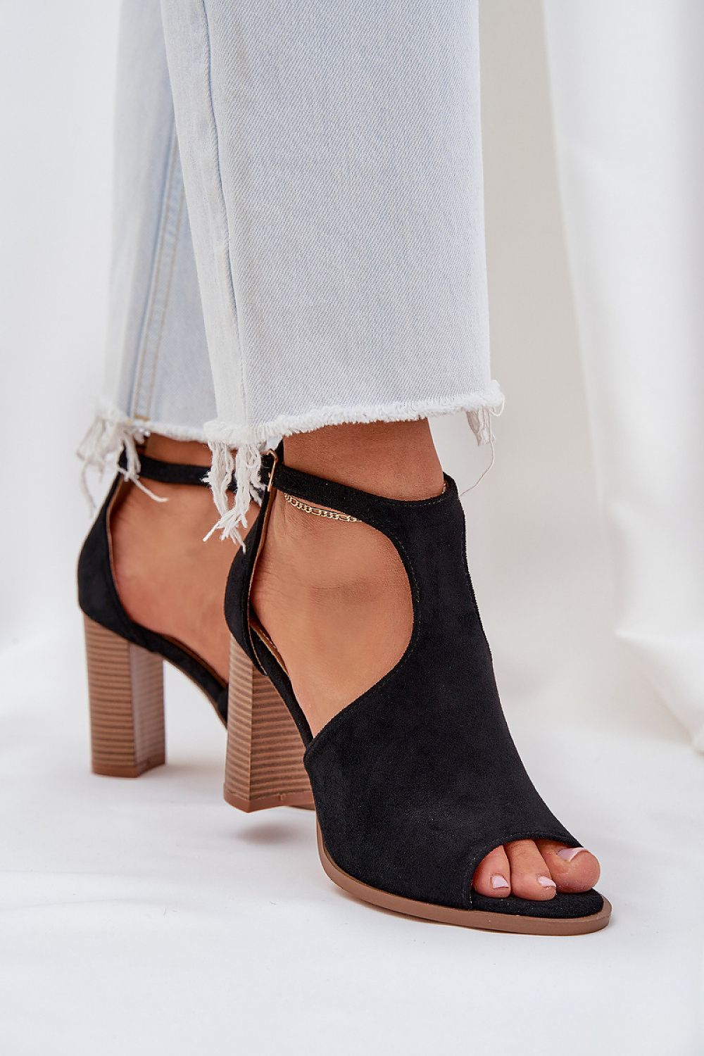 Elanvera Suede Buckled Heel Sandals