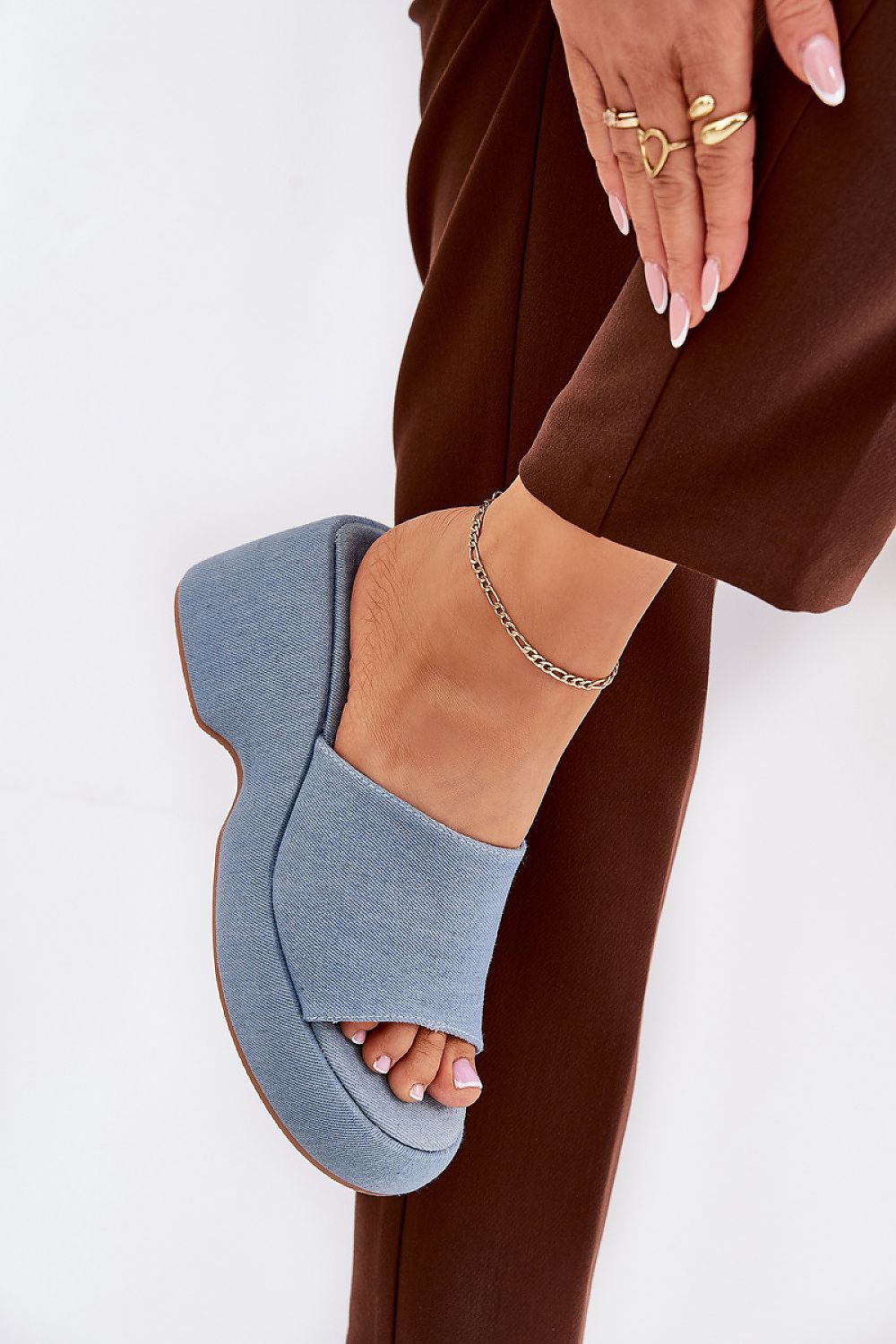 Zalhera Elevated Textile Wedge Sandals