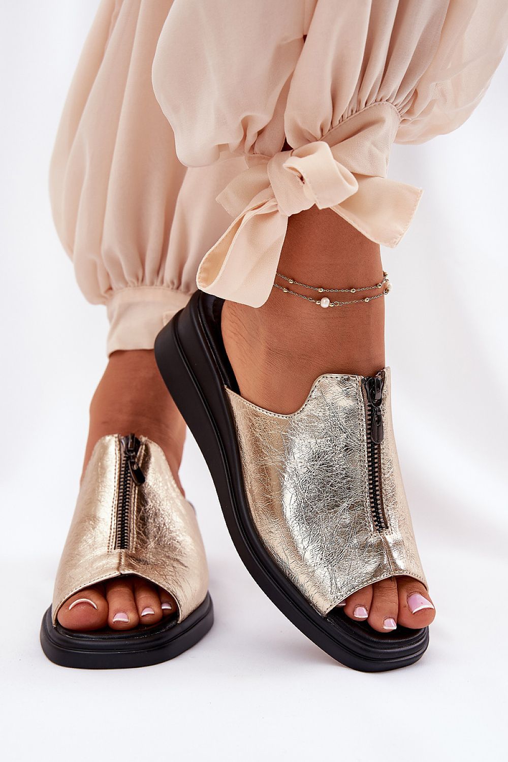 Arvenelle Buckle Accent Wedge Sandals