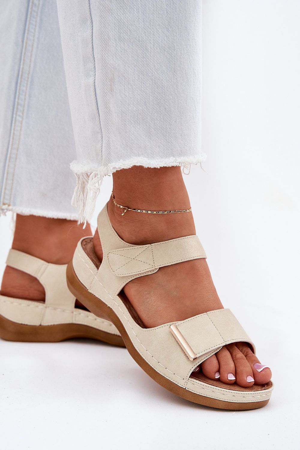 Lirevona Velcro Rise Platform Sandals