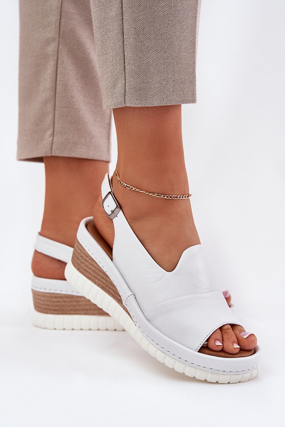 Nirellia Classic Wedge Leather Sandals