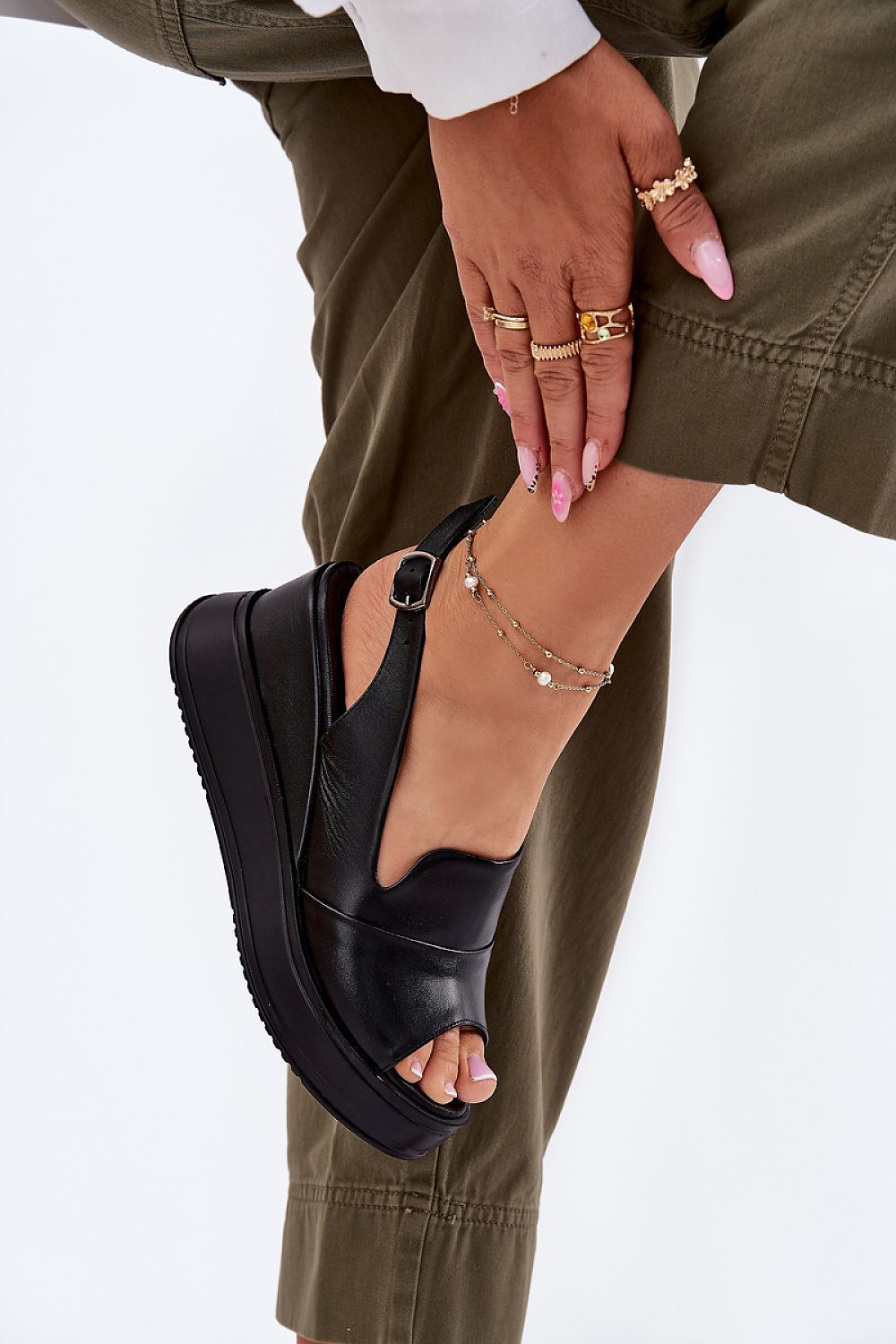 Ornavia Leather Wedge Platform Sandals