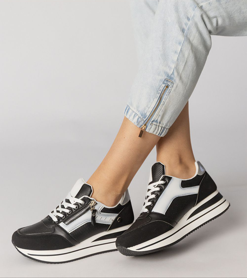 Vorelle Zip-Up Sneakers