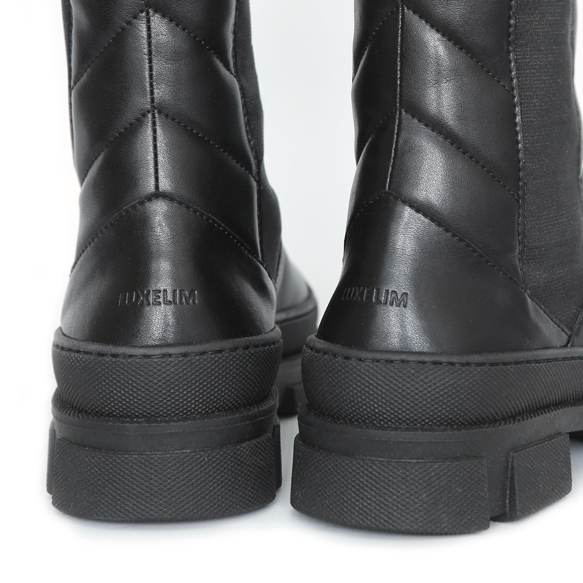 Zoe Chelsea Boots Women’s Calf Leather Black Premium