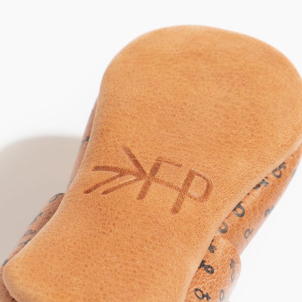 Female Symbol Mary Jane Baby Shoe Mary Jane by Freshly Picked – Don't Panic Shoes