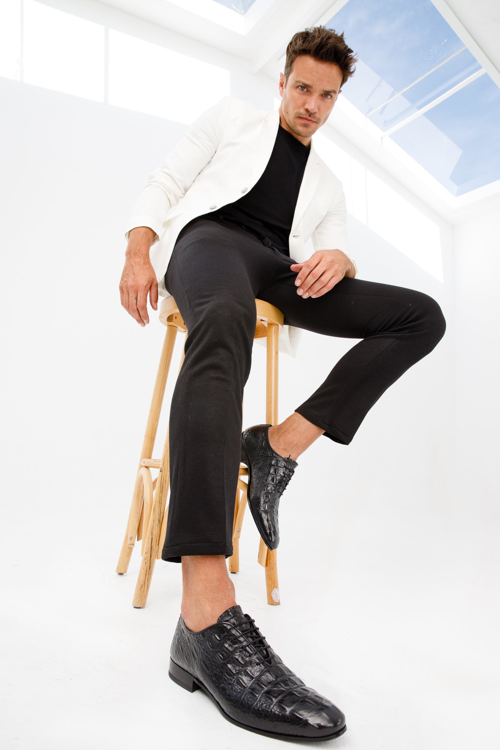 The Randor Black Crocodile Leather Oxford Men Shoe