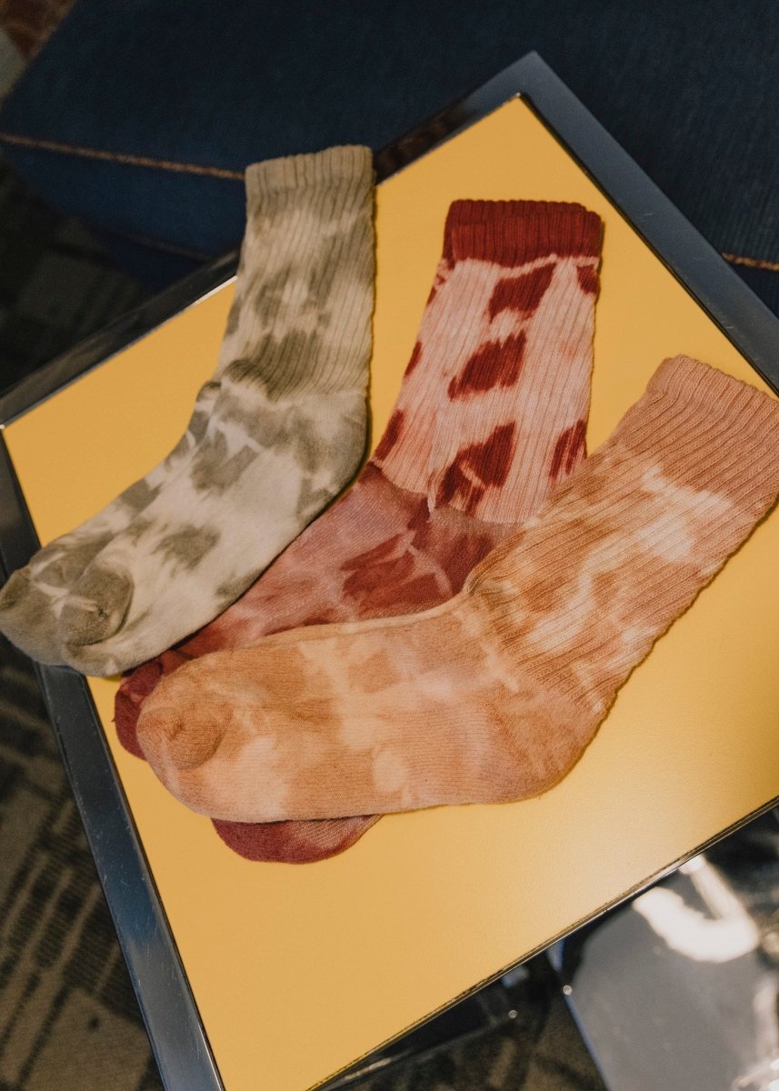 Natural - Dyed Retro Crew Socks by American Trench – Don't Panic Shoes