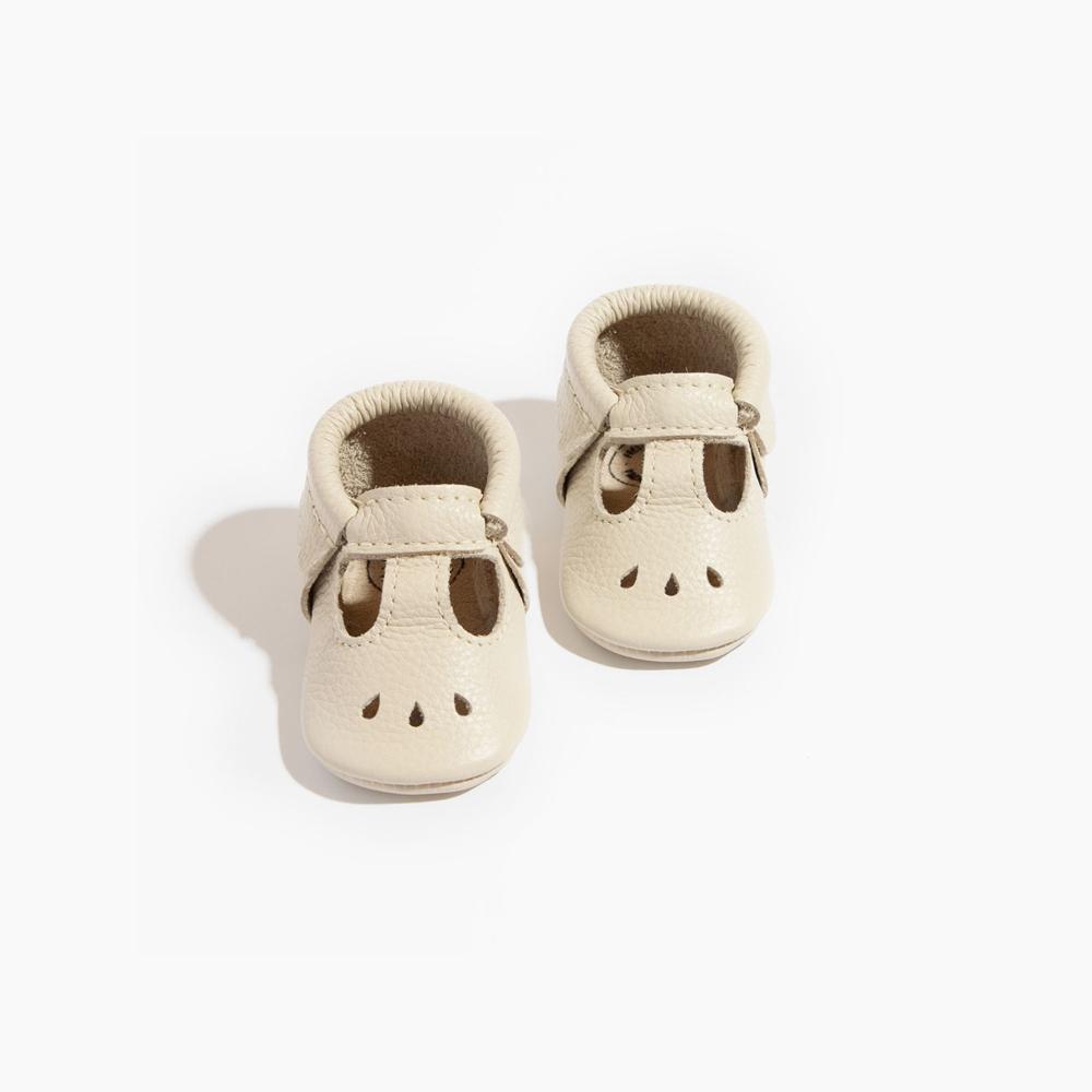 Newborn Birch Mary Jane Baby Shoe Mary Jane by Freshly Picked – Don't Panic Shoes