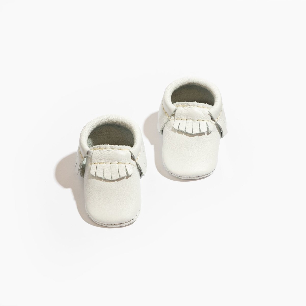 Newborn Bright White Moccasin Baby Shoe Moccasin by Freshly Picked – Don't Panic Shoes