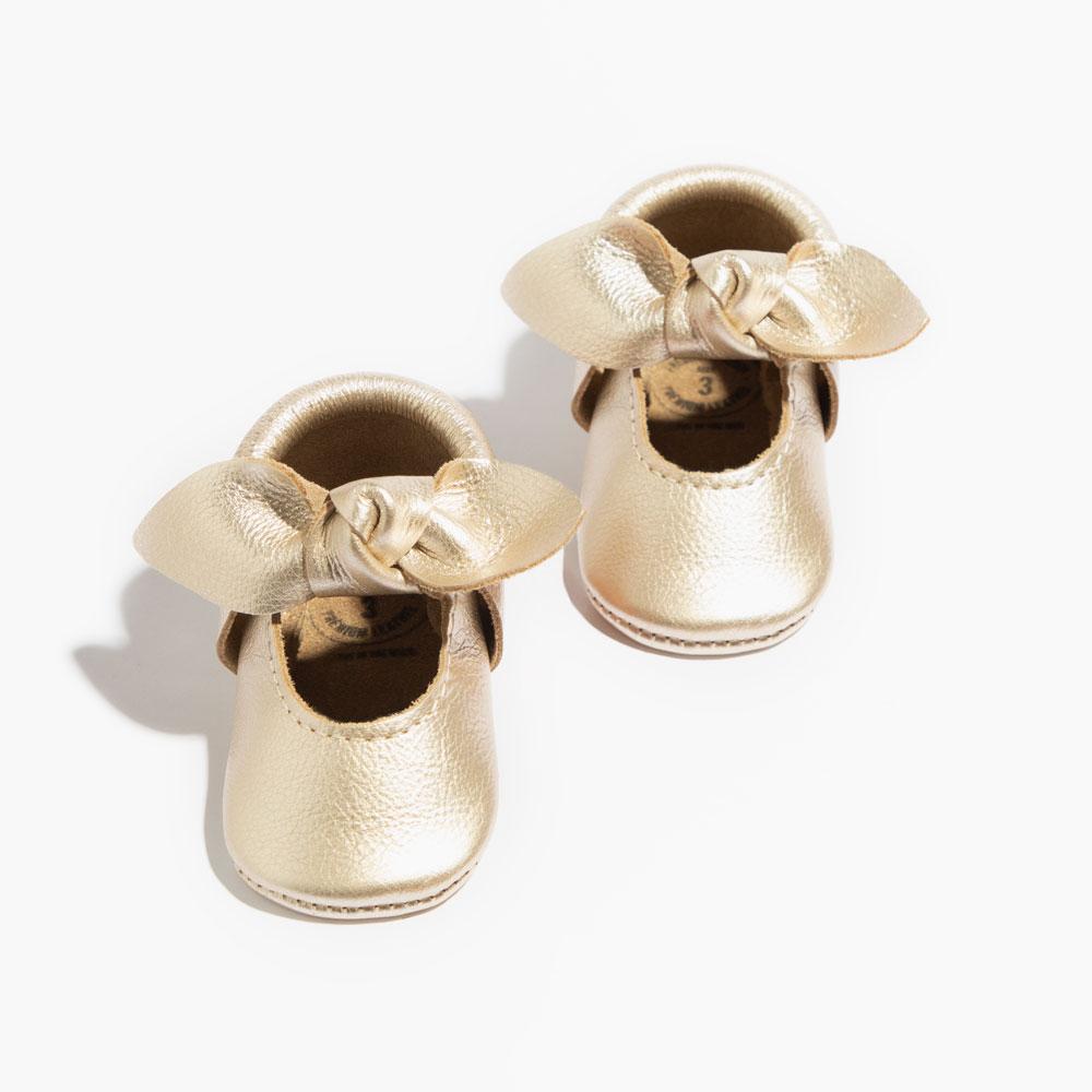 Platinum Knotted Bow Baby Shoe Knotted Bow Mocc by Freshly Picked – Don't Panic Shoes
