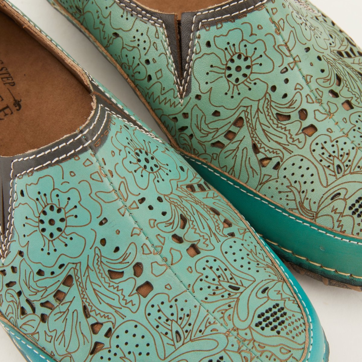 Spring Step Shoes L'artiste Libora Women's Hand Painted Leather Loafers Slip - On Shoe by Spring Step Shoes – Don't Panic Shoes