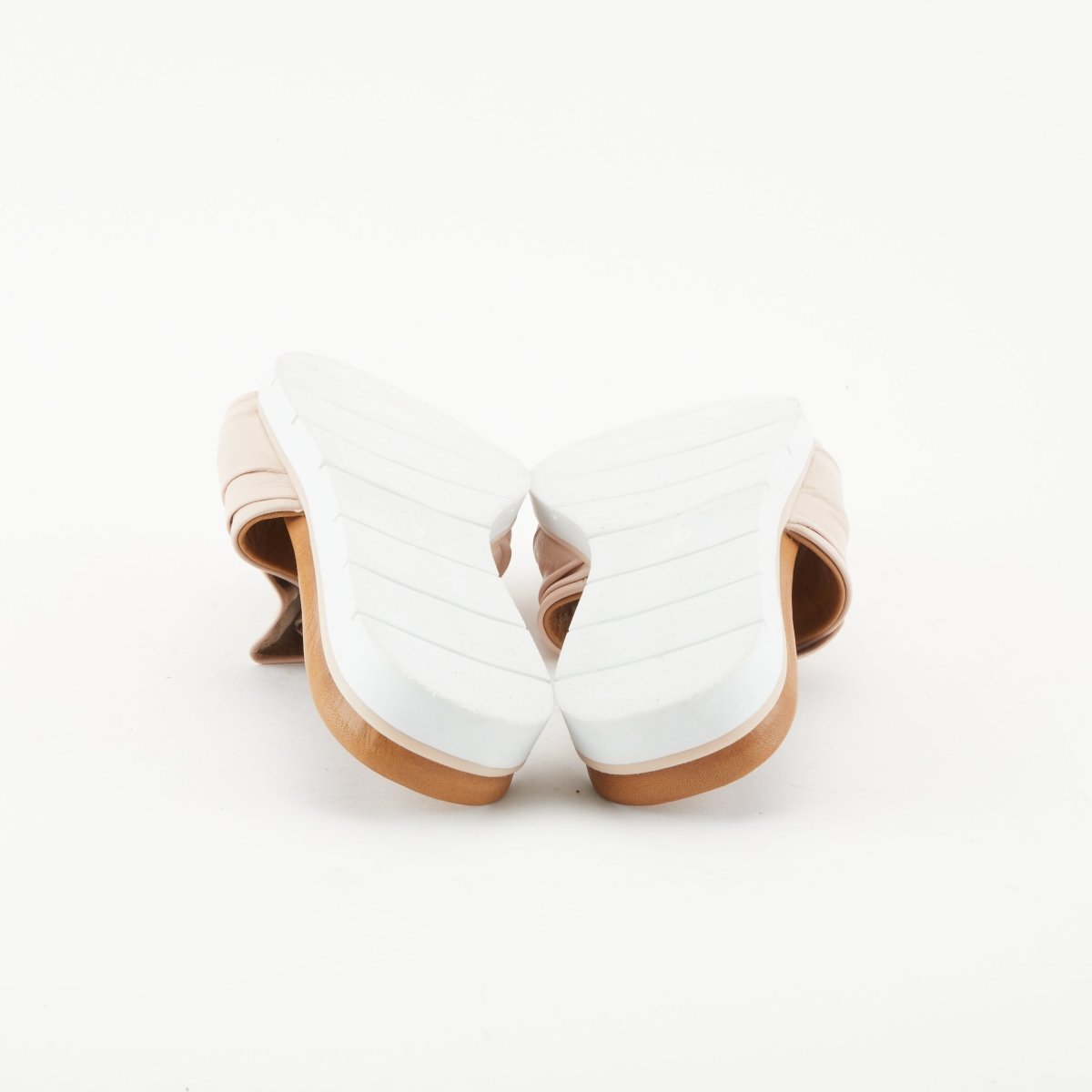 Spring Step ShoeS Lavona Slide Sandals Women’s Leather Sandals by Spring Step Shoes – Don't Panic Shoes