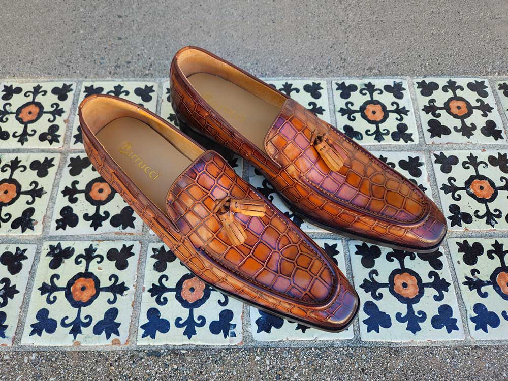 Tassel Loafer Gator Print Embossed Leather Ks503 - 66e Shoes by Carrucci Shoes – Don't Panic Shoes
