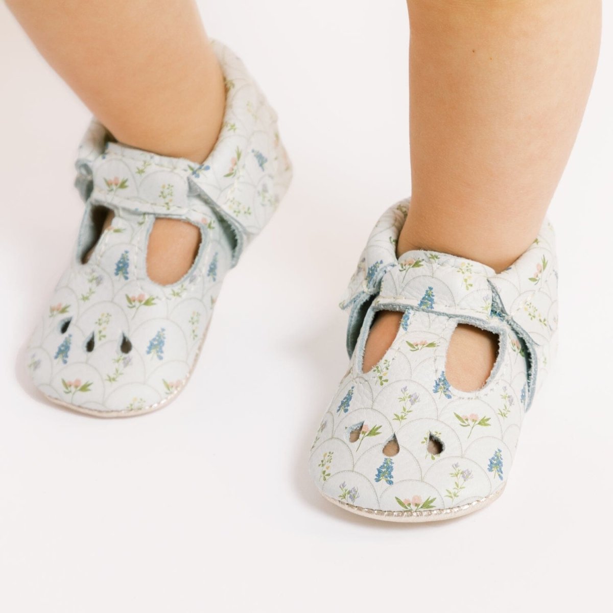 Tea Cup Mary Jane Baby Shoe Mary Jane by Freshly Picked – Don't Panic Shoes