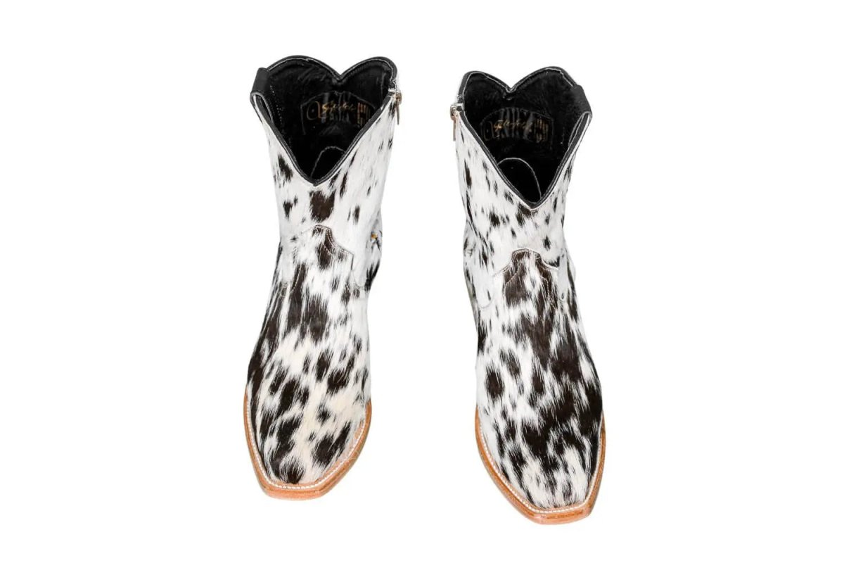 The Loretta Cowhide Boots - Size 8 Us by Stiefeld Boots – Don't Panic Shoes
