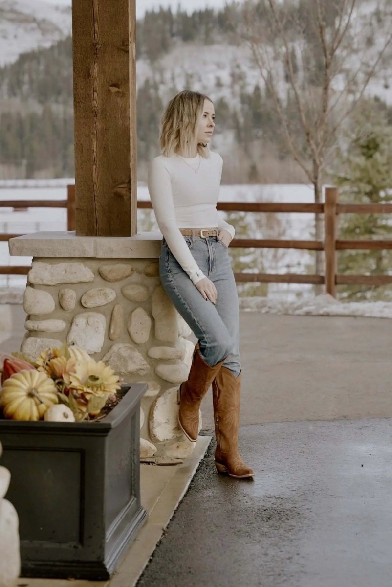 The Lorraine Knee - High Western Boots – Camel Suede by Stiefeld Boots – Don't Panic Shoes