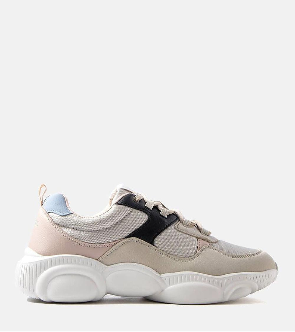 Verelli Lightweight Beige Summer Sneakers for Women by Ukrainian Vibe – Don't Panic Shoes