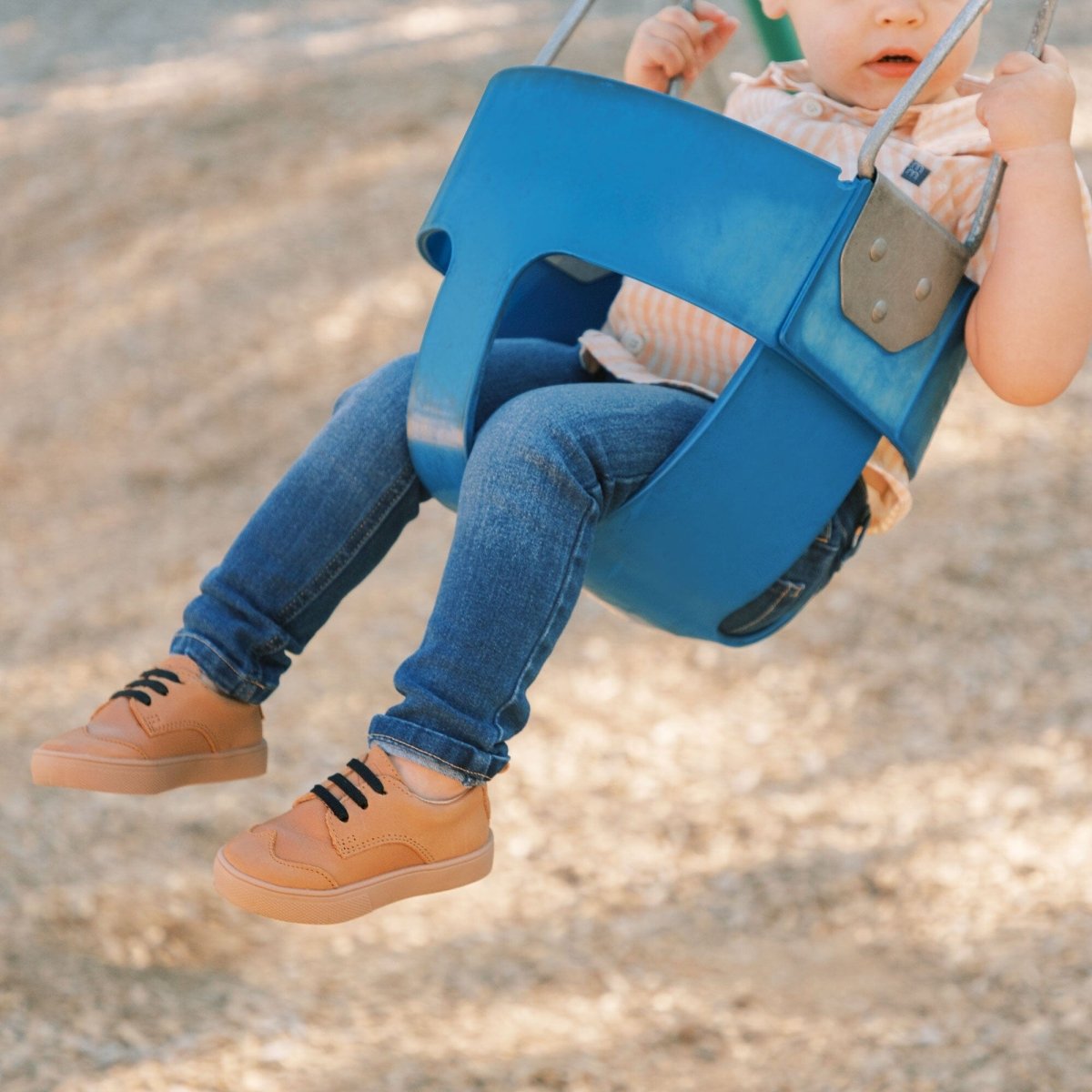 Weathered Brown Oxford Sneaker Kids - Oxford Sneaker by Freshly Picked – Don't Panic Shoes