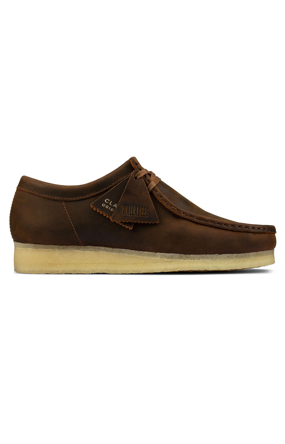 Wallabee Beeswax shoe in brown leather with crepe sole and laces 